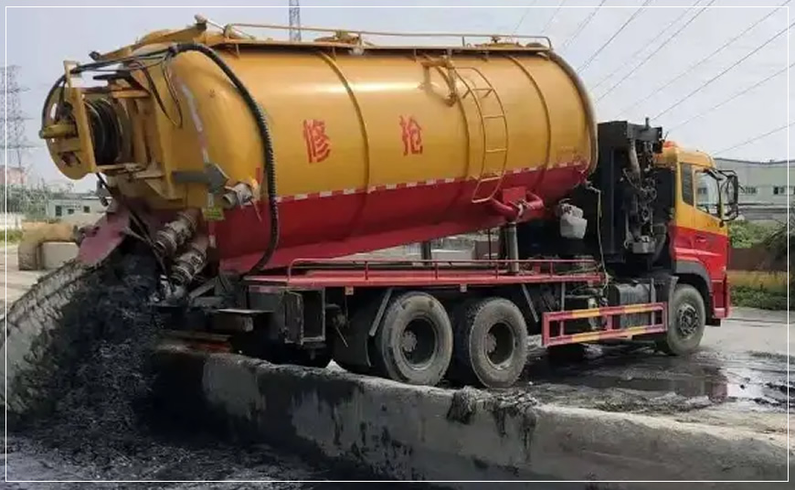 天心沉淀池清理案例